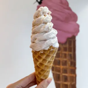 Peach Vanilla Cone