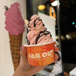 Strawberry and mango with premium vanilla and added chocolate drizzle (75 cents extra)