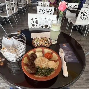 The vegan lunch I opted for.  Falafel bowl.