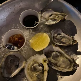 Oysters on the 1/2 Shell ($2 each)