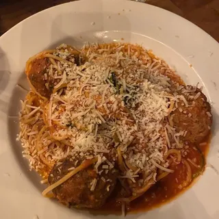 SPAGHETTI AND MEATBALLS