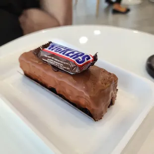 snickers cake, pretty good