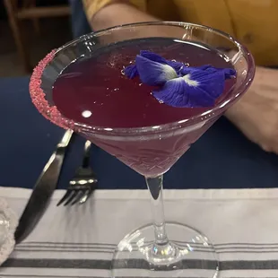 Dragonfruit with gin