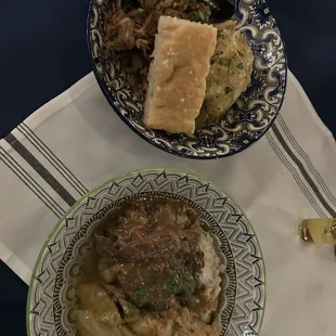 Garlic pork and pot roast with cabbage