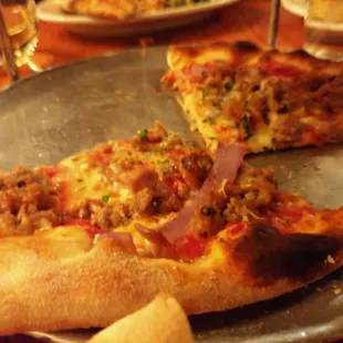 food, pizza