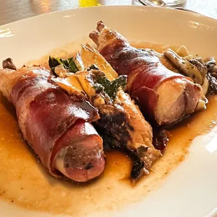 Quail entree with mushrooms