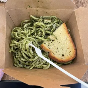 Spaghetti Pesto