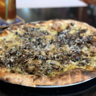 Farina Pizzeria & Wine Bar