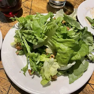 I put some of the salad on another plate to try to attempt to mix it around to enjoy but it was just a mess, didn't feel comfortable eating