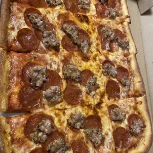 Extra large pepperoni and sausage pizza