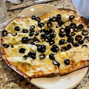 Olive oil pizza