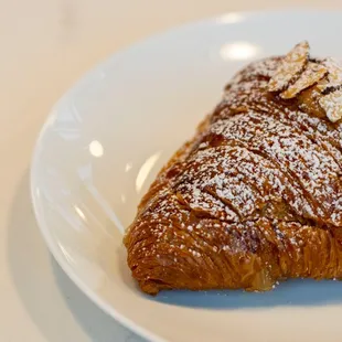 almond croissant