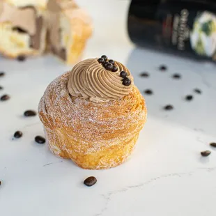 Boozy Bailey&apos;s Irish Cream Cruffin!