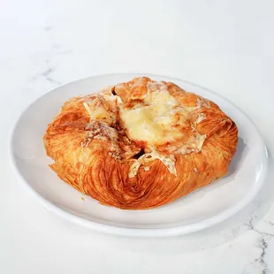 fennel cheese croissant