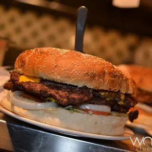 Behold in all its delicious glory.  The Farley's Monster Burger