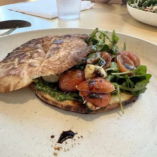 Pesto Caprese
