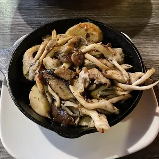 MEDLEY OF MUSHROOMS