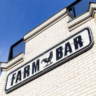 Farm Bar Ravenswood exterior