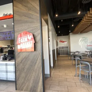 Basic Entrance. Super clean!