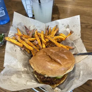 Lemon Pepper Wet Chicken Sandwich