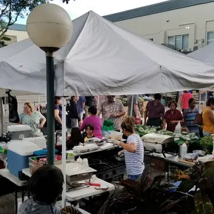 Not a huge farmers market, but there&apos;s still lots of selection.