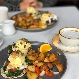 Crab Cake Benedict
