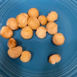 Mac Nuts locally sourced Izzie Macs