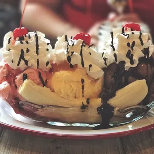 Banana split.