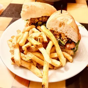 soft shell 'po boy with fries