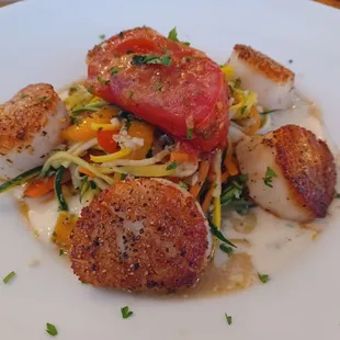 Seared Scallops with Veggie Noodles and Tomato Vinaigrette