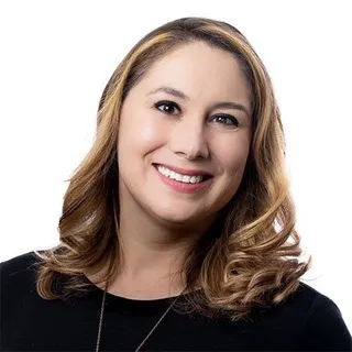 Laura L.