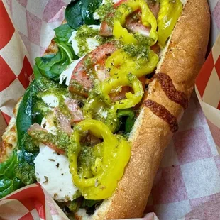 Farmers Harvest - Caprese Sandwich
Spinach, Mushroom, Tomato, Mozzarella Cheese, Basil Pesto
