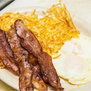 bacon, eggs, hash browns and hash browns