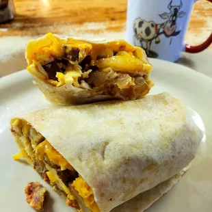 BREAKFAST BURRITO w/ Linguica Excellent!