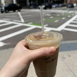 Iced vanilla latte