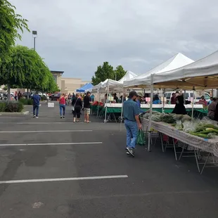 farmers market