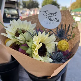 Flowers bouquets best in town