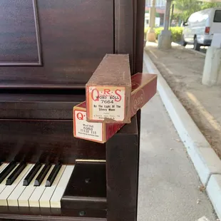 By the light of the silvery moon.   Piano man made the folks today happy. Thank you Lord.