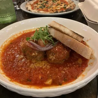 Buffalo Meatballs