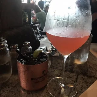 Cold Pressed Grapefruit Mimosa