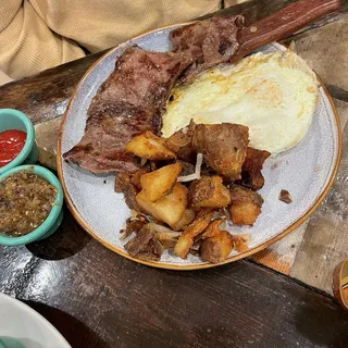 Arrachera Steak with Eggs
