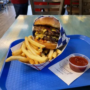 Double farmhouse burger with bacon and grilled onions
