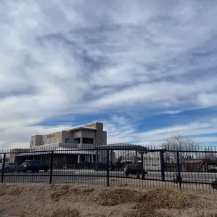 Parking area overlooking the outdoor patio and FARMesilla