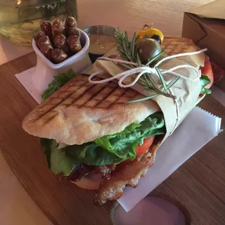 BLT