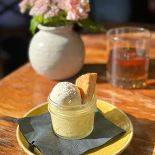 Vanilla Bean Pot de Creme lemon thyme shortbread