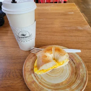 Large latte and egg+cheese bagel