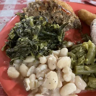 Some greens , some beans. Wait is that some hush puppies