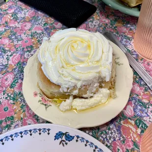 Cinnamon roll