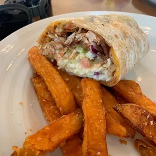Bbq chicken wrap. A bit mushy.