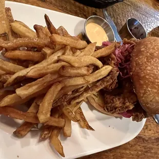 Crispy Chicken Sandwich &amp; House Hand - Cut Fries